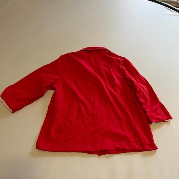Onque Casual red white trim snap down casual top M - Picture 7 of 9